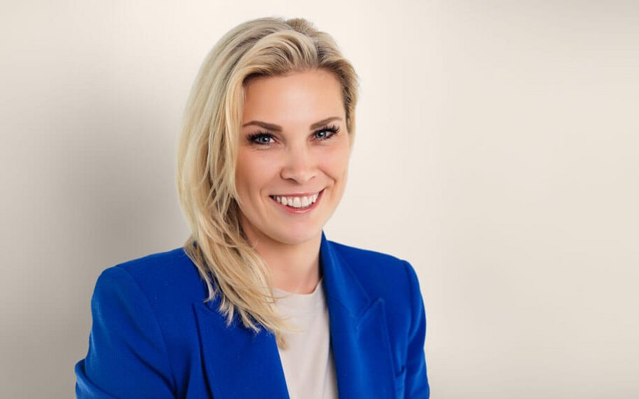 Laura Suhr, CHRO DR-WALTER