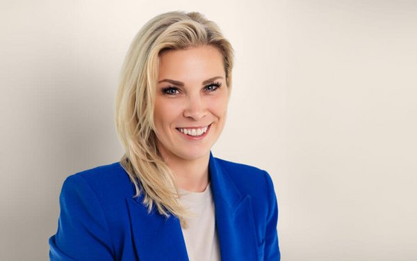 Laura Suhr, CHRO DR-WALTER