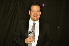 Dr. Walter wins Insurance Provider Award in London